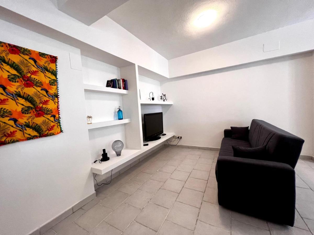 Casa Vacanze Febo Apartment ปาแลร์โม ภายนอก รูปภาพ